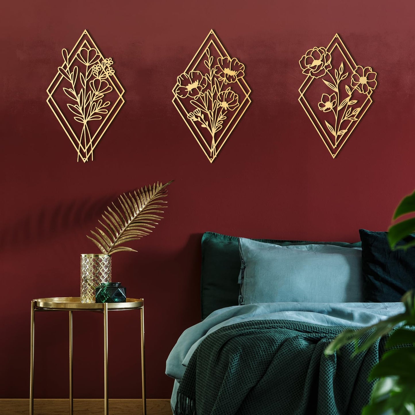Peryiter 3 Pcs Gold Metal Flower Wall Decor Minimalist Floral Wall Art Hanging Rustic Farmhouse Art for Spring Living Room Bathroom Kitchen Outdoor