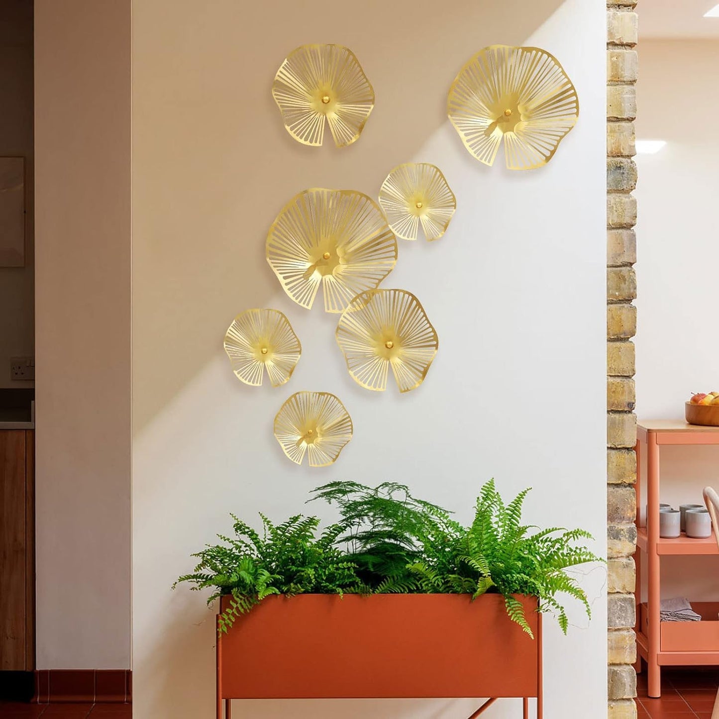TEIPAI Gold Wall Decor Living Room, 7PCS Hollow Lotus Leaf Metal Wall Art for Apartment Bedroom Small Room Decoration, Modern Wall Hanging Sculptures for Home Office, Horizontal or Vertical Display