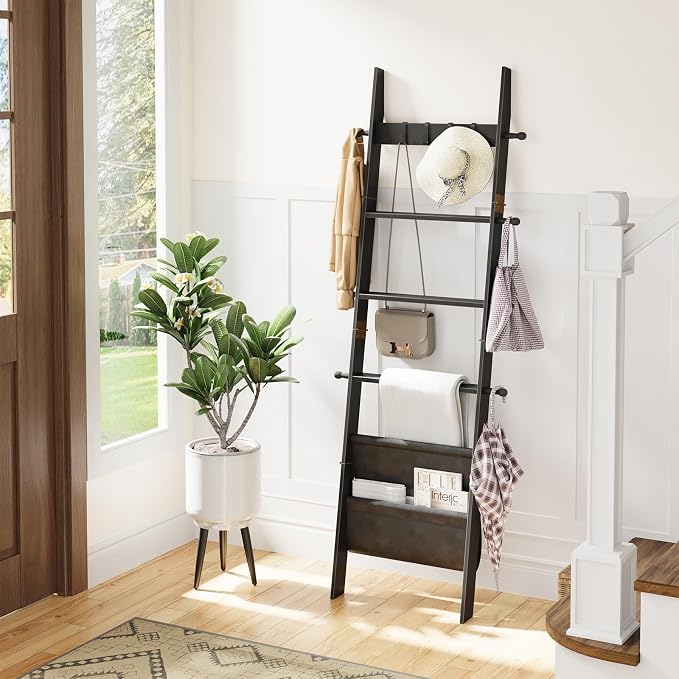 ELYKEN Blanket Ladder for Living Room, 5-Tier Wooden Towel Rack with Synthetic Leather Pocket, 4 Removable Hooks, Decorative Leaning Ladder Shelf for Bedroom, Black