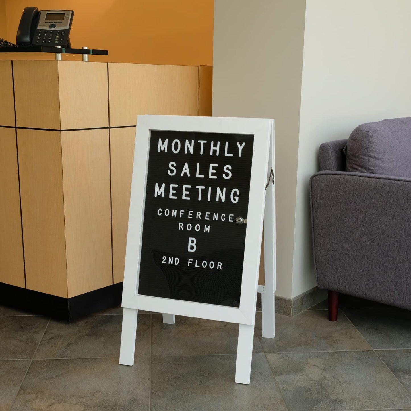 EXCELLO GLOBAL PRODUCTS Large Wooden A-Frame Sidewalk Sign 36x20 Felt Letter Board w/Changeable Letters - EGP-HD-0084 (White)