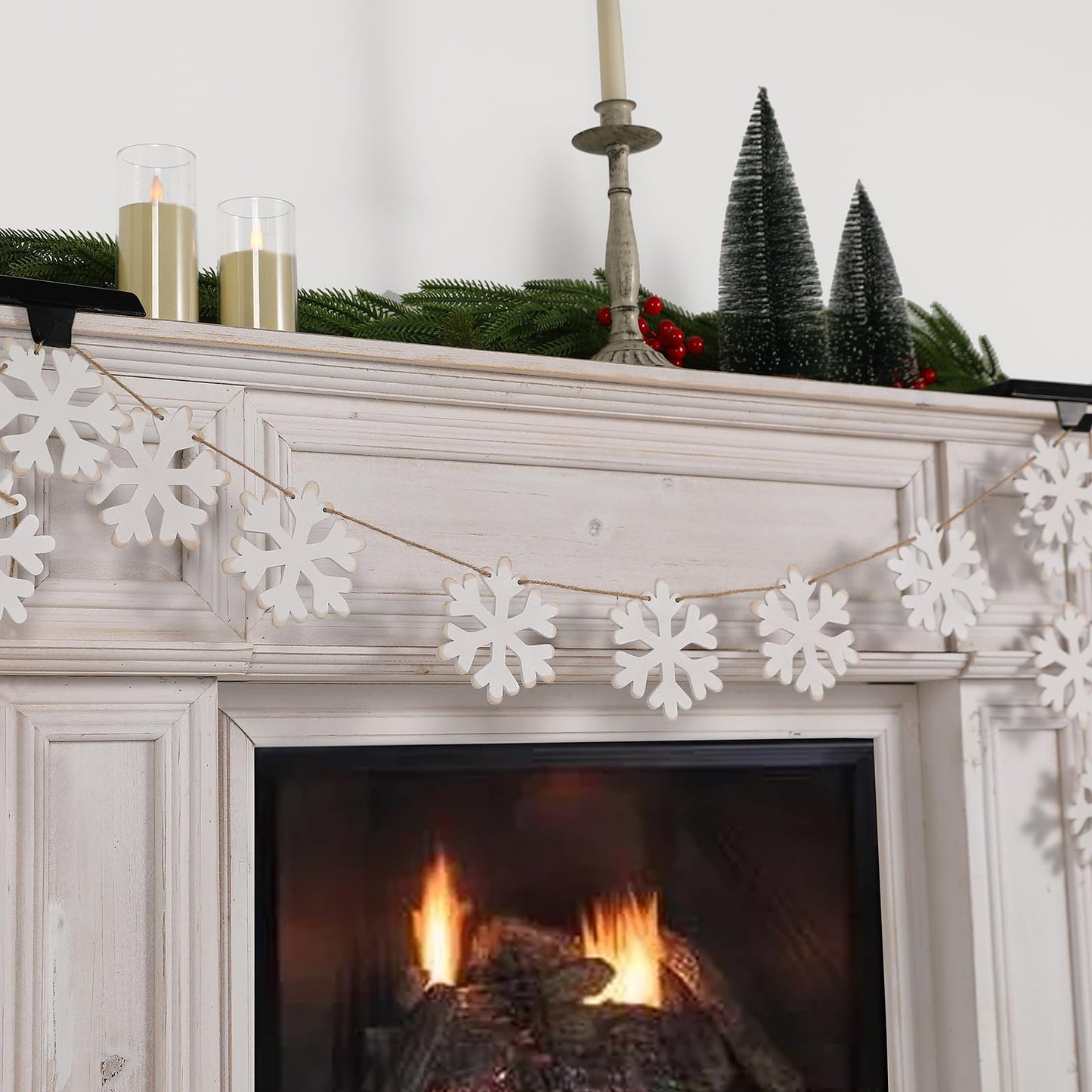 Christmas Decorations- Wooden Snowflake Garland -Rustic Snowflake Xmas Ornaments Banner for Home Party Fireplace Mantle Windows Shelf Wall Decor