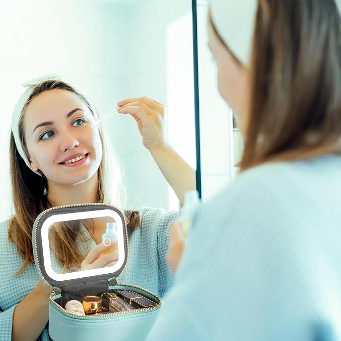 Mini Makeup Bag with Led Mirror, Small Travel Make up Bag 3 Light Modes Adjustable Brightness, for Women Organizer Cosmetic Bag, Portable Travel Train Toiletry Bag, for Pool Parties Work Touch-Ups