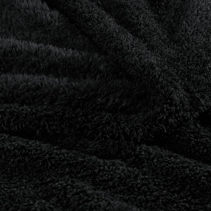 Exclusivo Mezcla Fleece Black Throw Blanket for Couch Sofa, Ultra Soft, Lightweight and Fluffy Blankets for Women, All Season, 50x60 Inches
