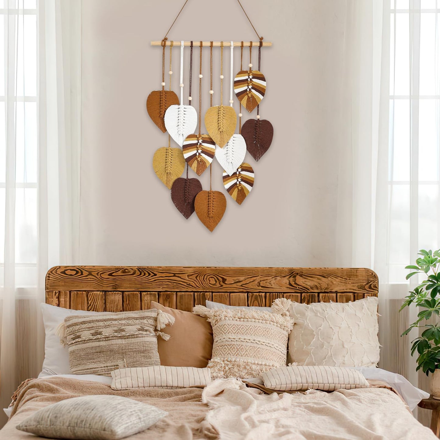 REIKOMO Macrame Wall Hanging Tapestry, Boho Wall Decor with Leaf and Feather Design, Handmade Boho Wall Art for Bedroom, Living Room, Dorm