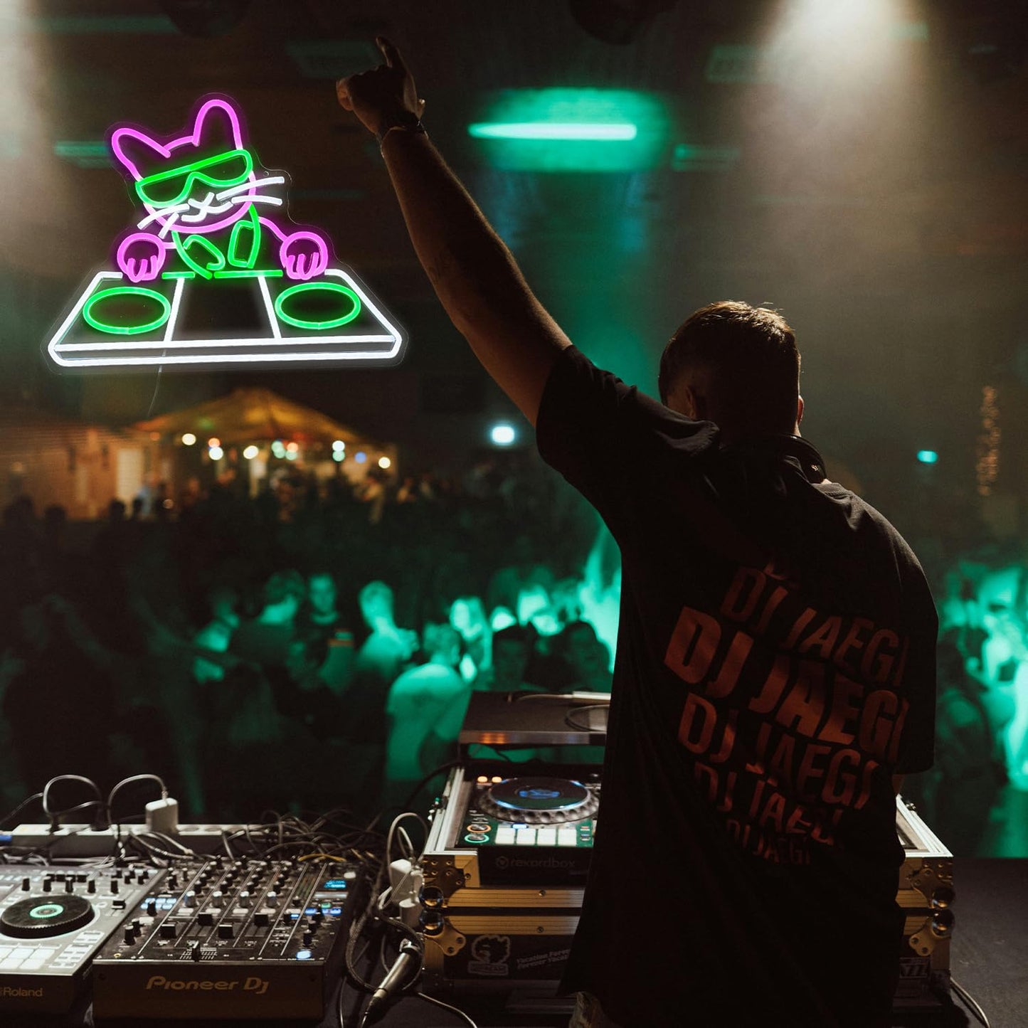 JLEWUINH Cat DJ Player Neon Sign Dimmable DJ Player Led Neon Light for Wall Decor USB Powered Cool Neon Light Sign for Bar Party Man Cave Bedroom Art Wall Decoration