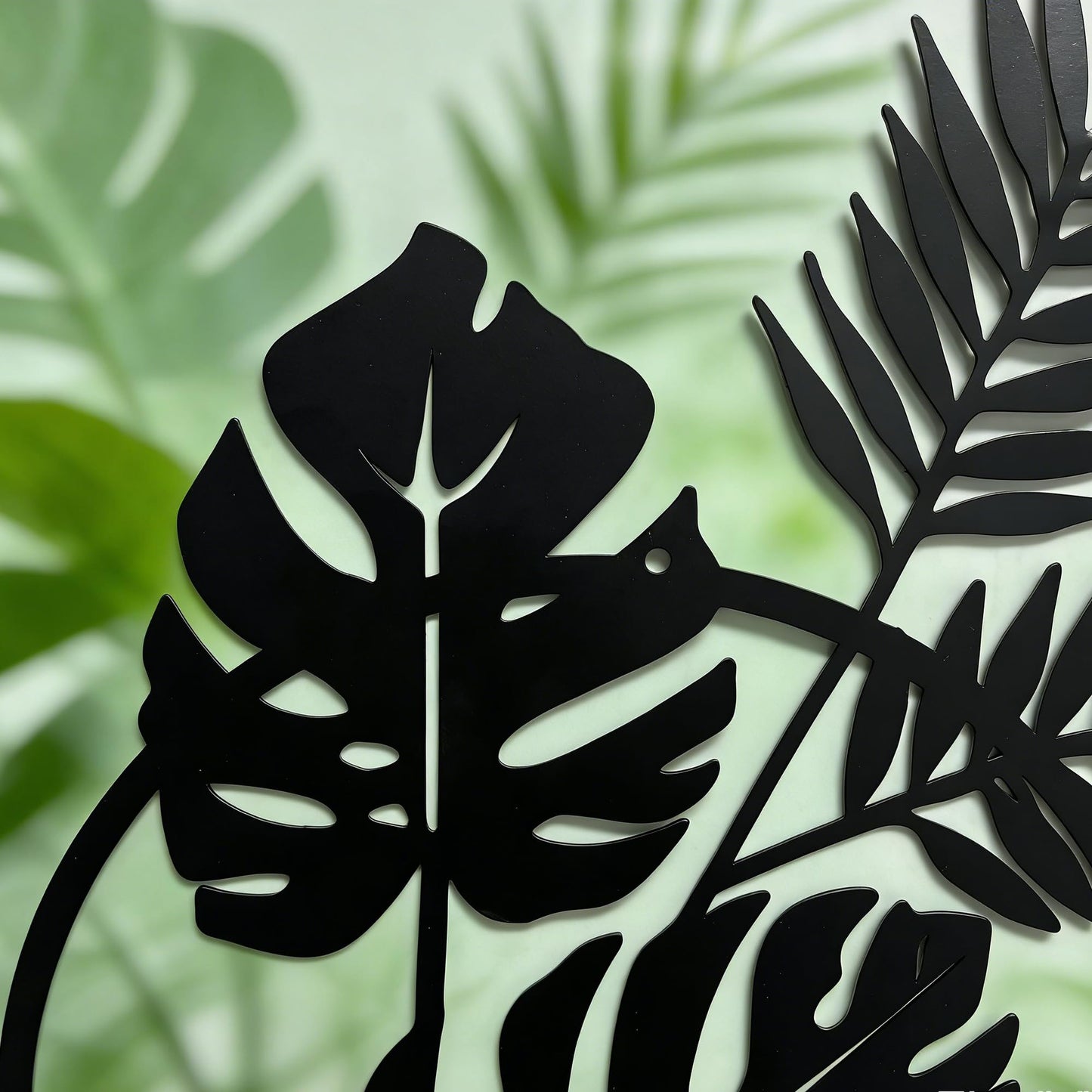 SonnTonn Metal Tropical Leaves Wall Art Decor, Indoor Home Wall Hanging Monstera Leaf Metal Sculpture Outdoor Garden Decor for Patio (7.87”x12.2” / 20x31cm)