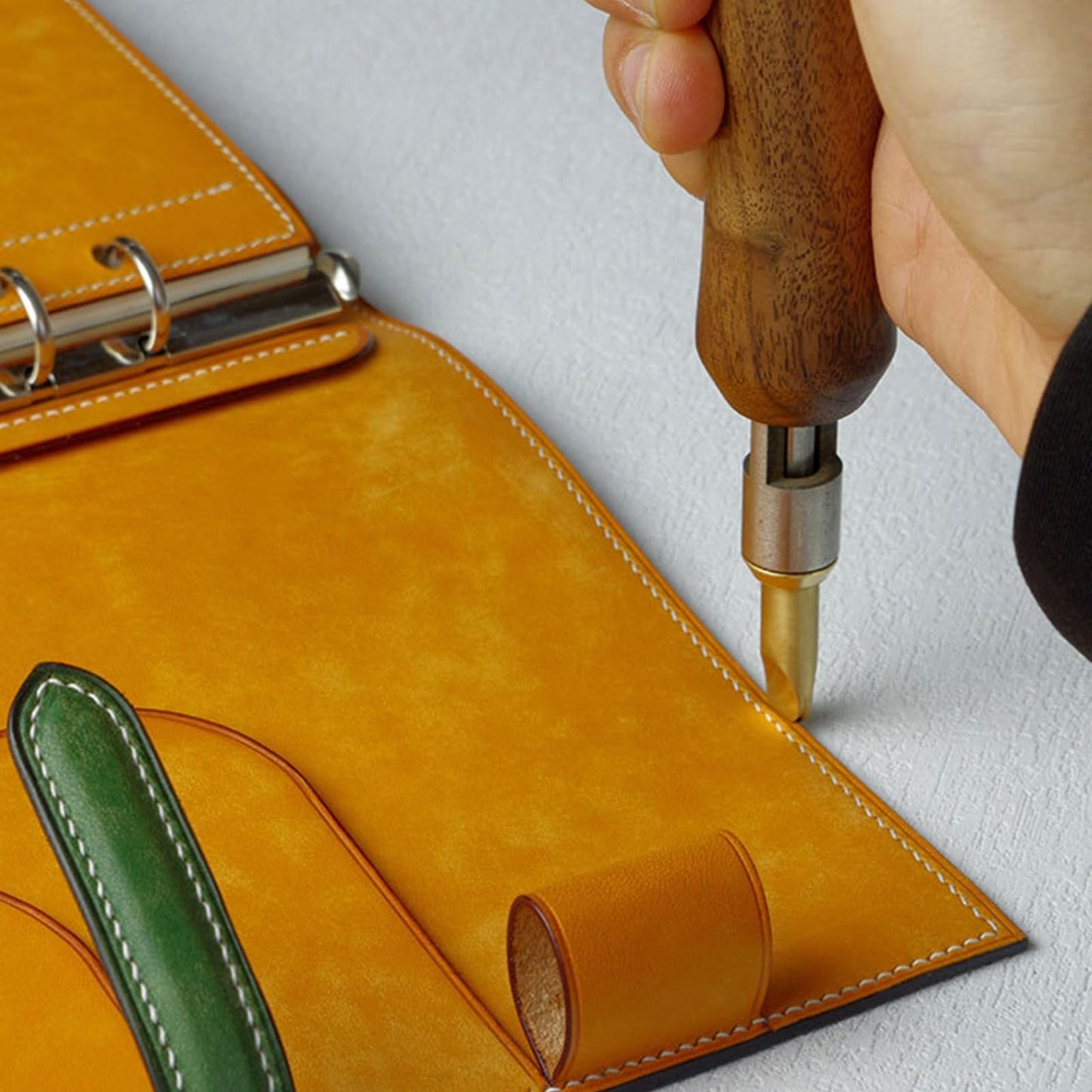 Skiving Machine/Electric Leather Edge Creaser/Digital Craft Tool 80-480°C with 14 Tips M5 for Efficient Galanteria and Finishing of Edges on Straps and Hide Material(One)
