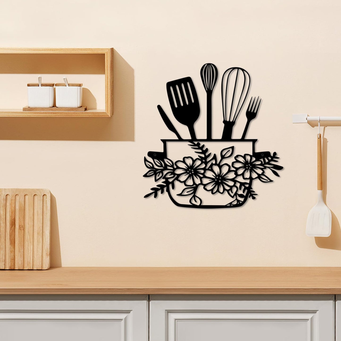 DUOOLN Metal Kitchen Signs Wall Decor, Modern Kitchenware Line Art, Rustic Home Hanging Pictures Country Farmhouse Sign For Mardi Gras Easter Dining Room - Black