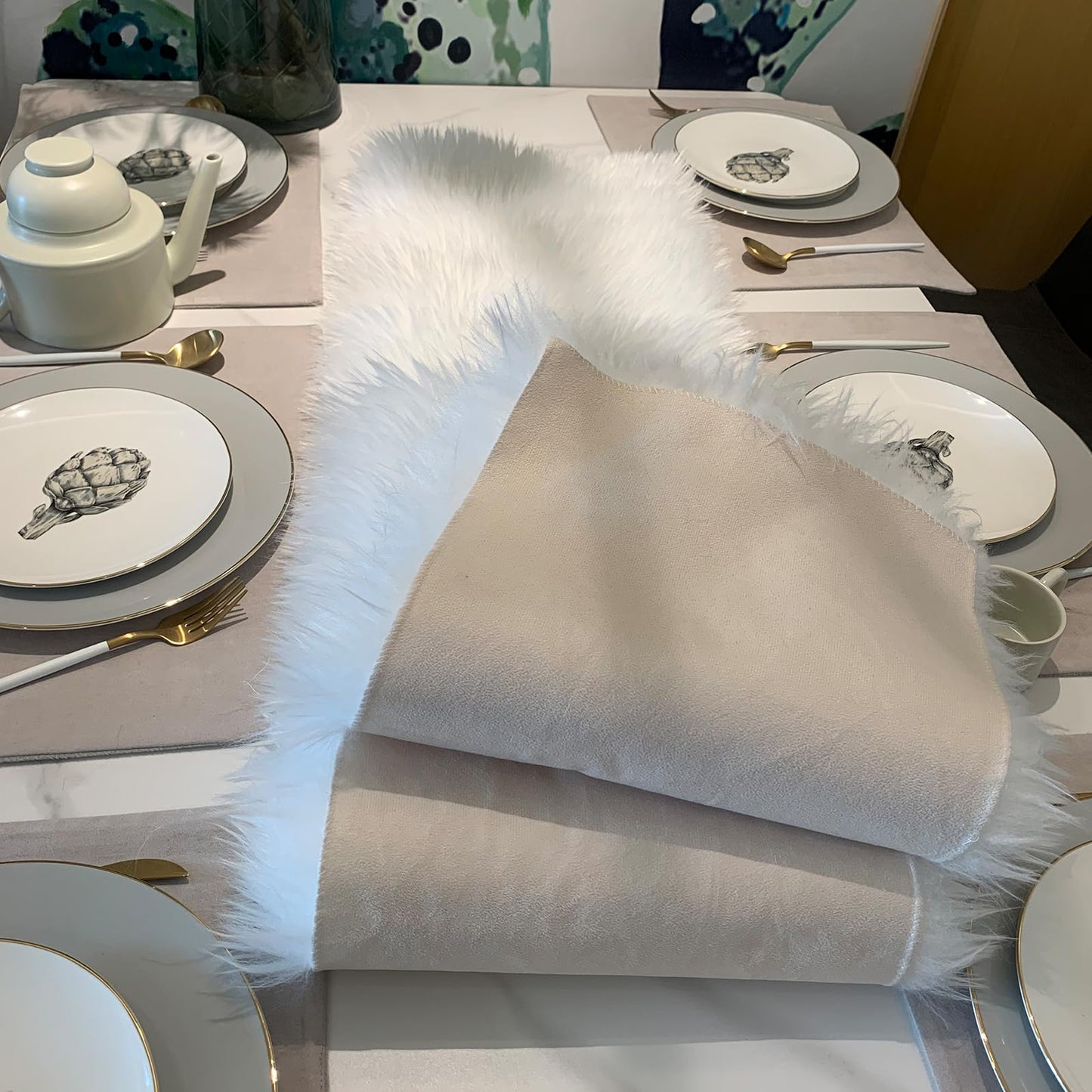 Table Runner,Christmas Fur Table Runner for Party Birthday Friendsgiving Wedding Dinning White Fur Table,Faux Fur Runner for Table(White, 12x60 Inch)