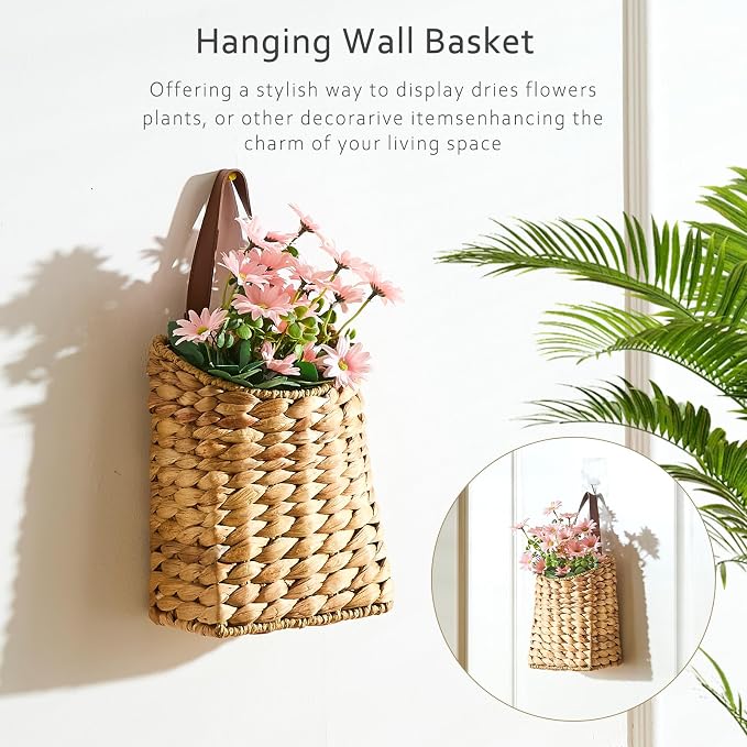 Wall Hanging Pocket Basket Portable Water Hyacinth Storage Basket Decorative Boho Mounted Organizer Dried Flower Plants Front Door Basket for Garden Farmhouse Home