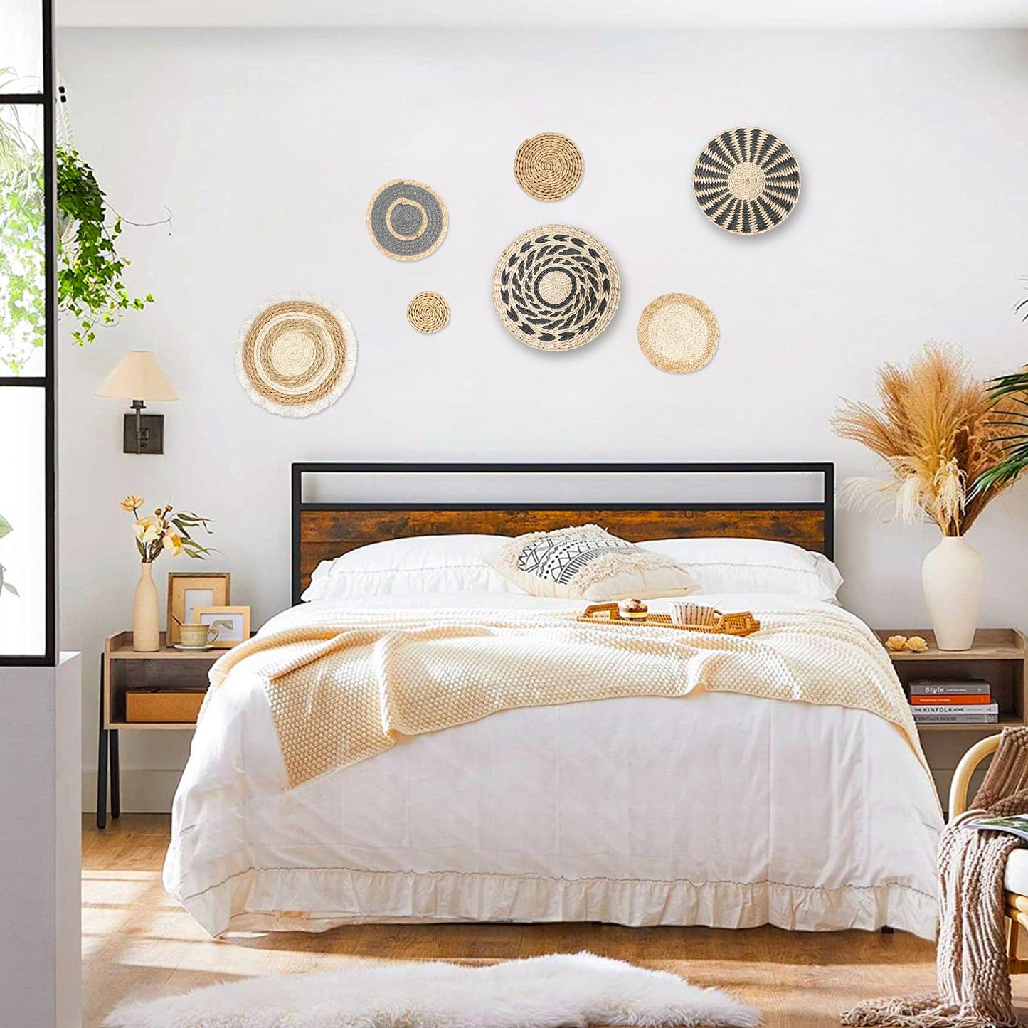 7PCS Boho Wall Baskets Set, Boho Wall Decor, Round Handmade Seagrass Rattan Wicker Wall Art Room Decor Hanging Wall Basket Decor for Farmhouse Living Room Bedroom Display Table Kitchen Home (Black)