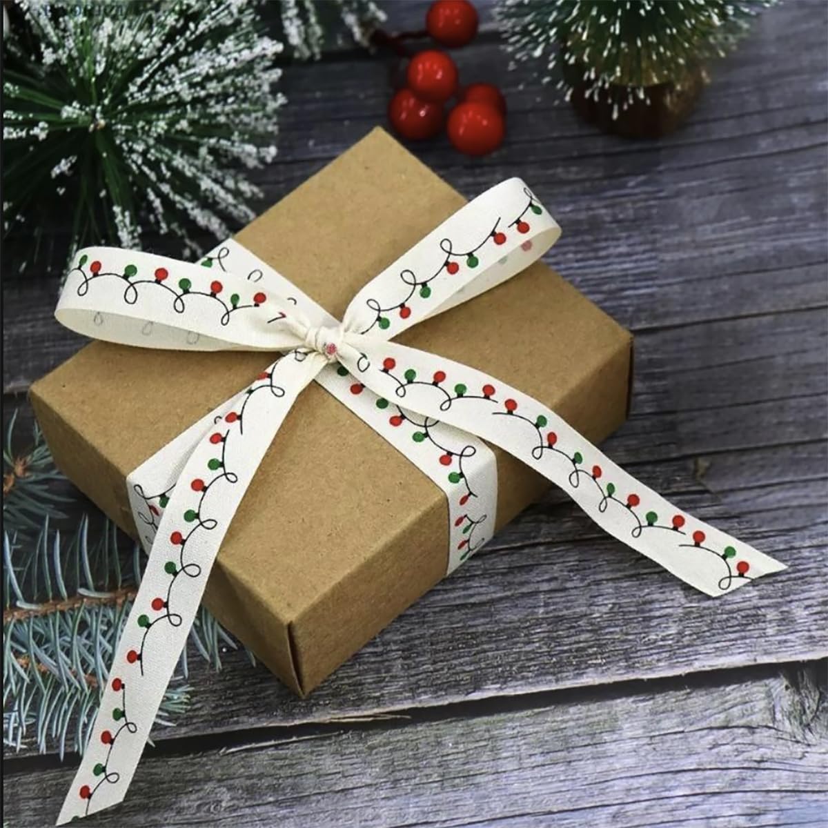 10 Yards Merry Christmas Cotton Ribbon, 5/8 Inch, Red Green White Merry Wrapping Ribbon for Craft Wreath Decor Bow Flower Bouquet (String Lights)