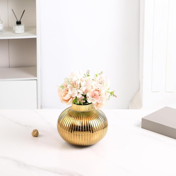 Gold Glass Vase, Flower Vases for Bouquet, Ribbed Glass Vases for Flowers, Small Gold Vase for Living Room, Office, Coffee Table, Shelf, Wedding, 6 Inches