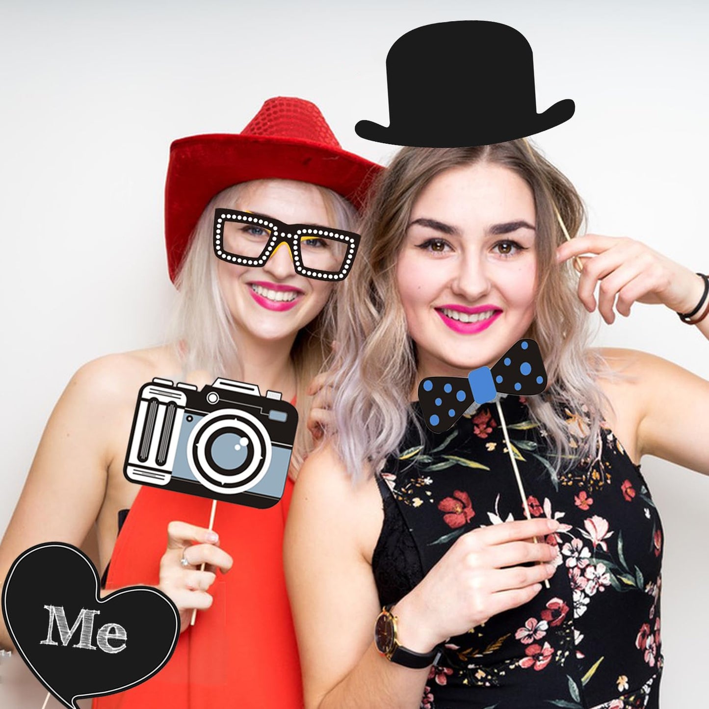 35pcs Insta-Themed Social Media Party Selfie Photo Booth Props with Speech Bubble DIY Photo Props for Birthday, Graduation, Festivals, Anniversary, Wedding Event Decoration Party Supplies
