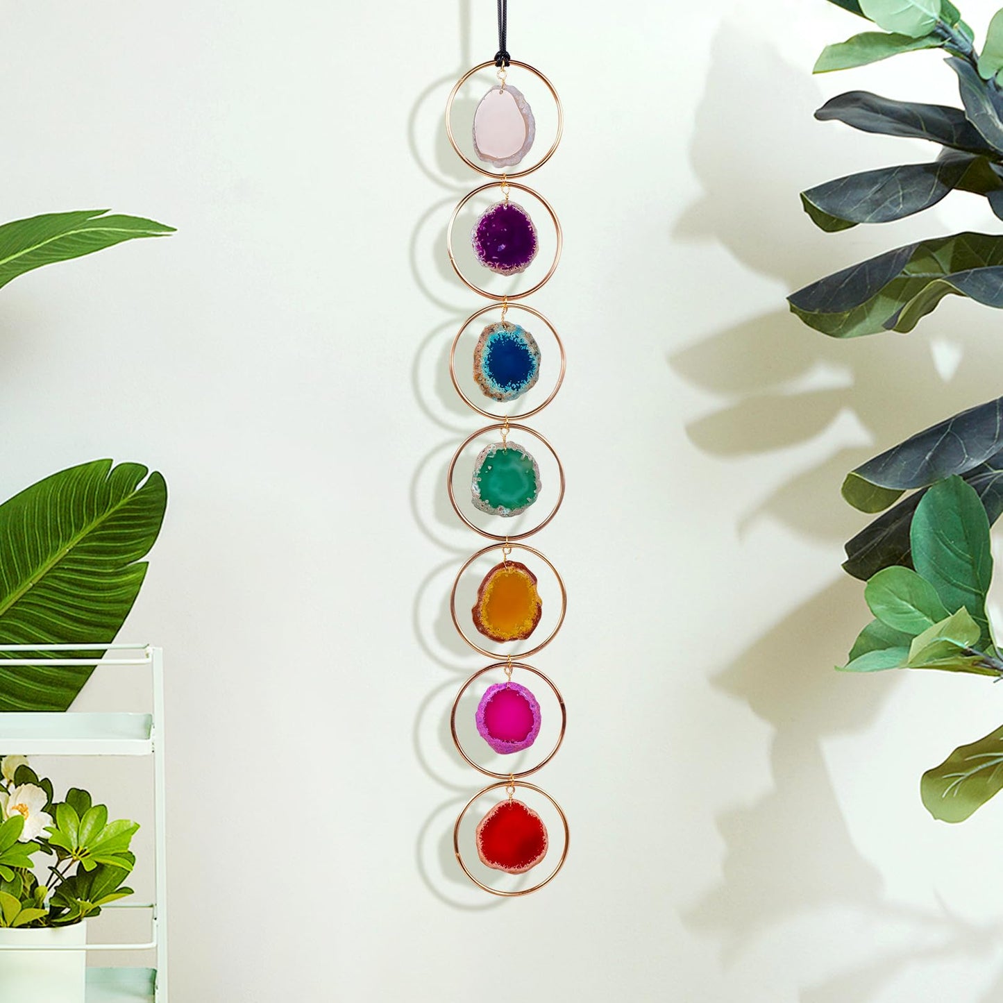Natural Agate Slice Wall Art - Handmade Crystal Suncatcher for Window Decor, Round Healing Gemstone Hanging for Indoor Outdoor, Spiritual Gift for Women（Agate-Gold）