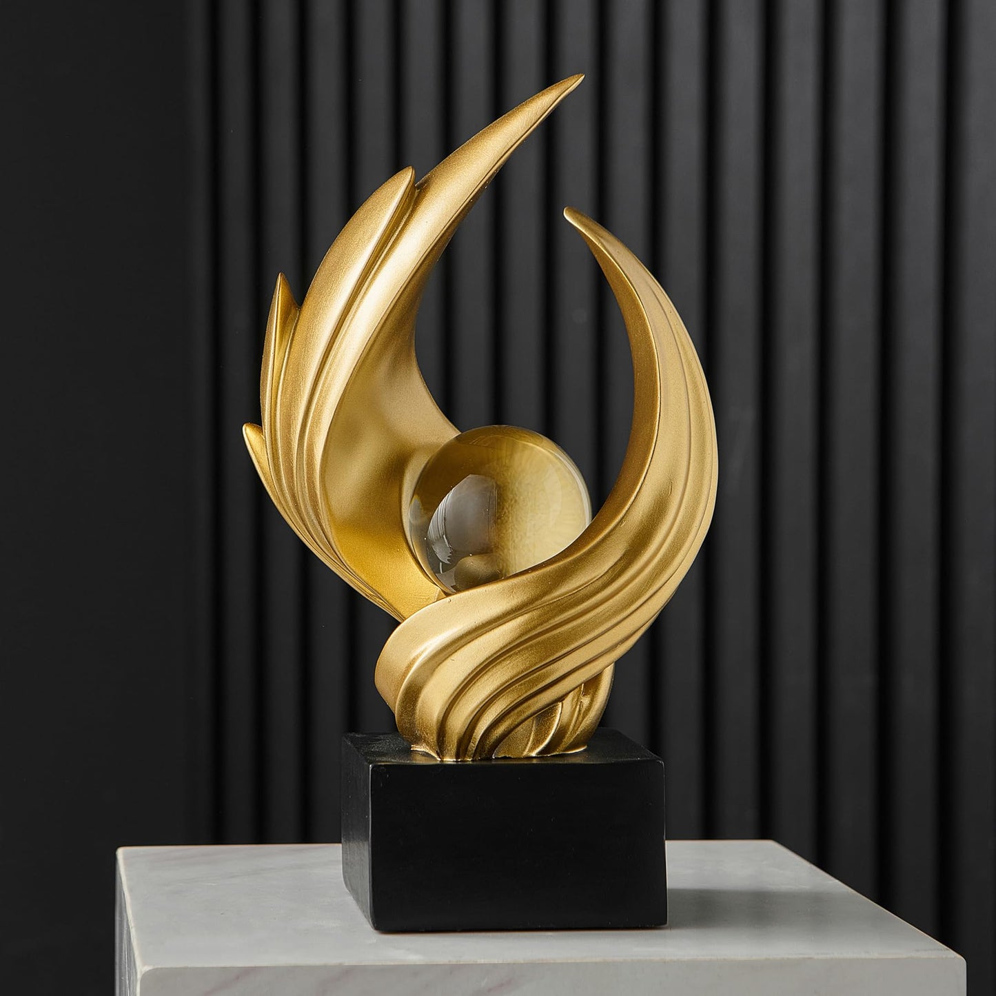 XYQXYQ Abstract Art Sculpture, Resin Gold Decorative Statue, Modern White Ornaments for Living Room, Decorativas Modernas for Coffee Table, Entryway & Office Collectibles (Gold)