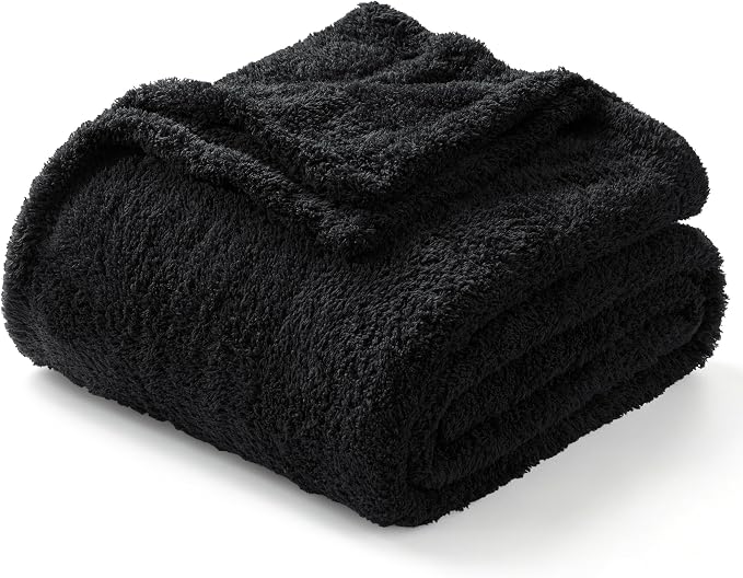 Exclusivo Mezcla Fleece King Size Bed Blanket, Ultra Soft, Lightweight and Fuzzy Black Blanket for Women, Home Decor, 90x104 Inches
