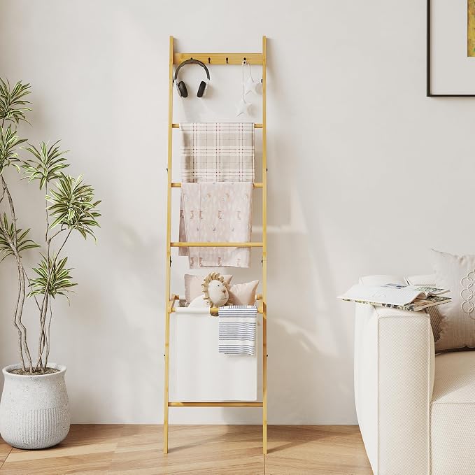 BAMBANG Bamboo Blanket Ladder with Basket, 5-Tier Quilt Rack Stand with 4 Hooks & Storage Hamper for Living Room Bathroom, Wall Leaning Decorative Ladder Shelf for Blankets Display (Natural)