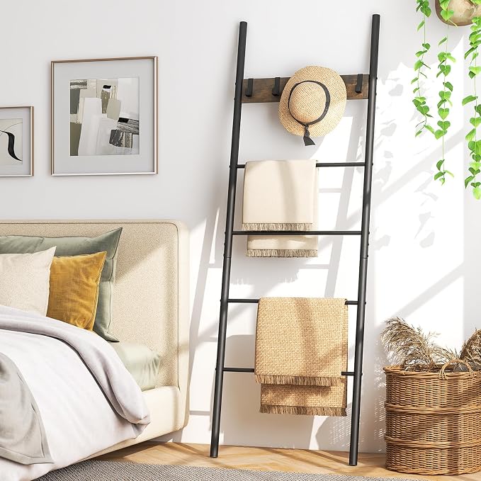 Tangkula Blanket Ladder, 5-Tier Ladder Shelf with 5 Removable Hooks, Wall-Leaning Decorative Blanket Holder with Metal Frame, Industrial Towel Display Rack for Living Room, Bathroom
