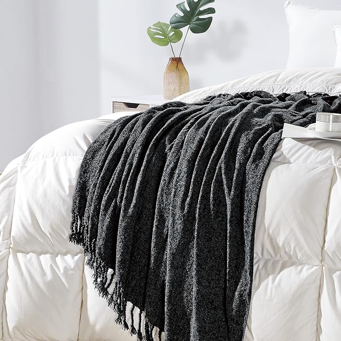BOURINA Chenille Fluffy Throw Blanket with Decorative Fringe for Couch Cover Sofa Chair Blanket（50×60 Inches） Black