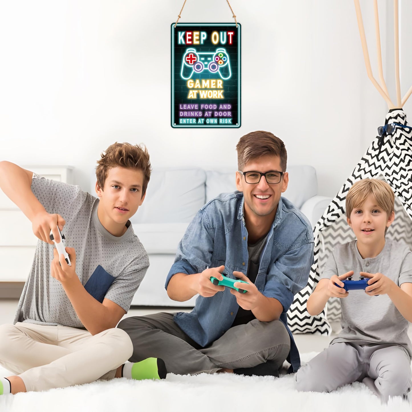 Keep Out Gamer at Work Sign - Cool Waterproof and Rust-proof Plastic Neon Gaming Posters Signs For Bedroom Door Wall Decor - Gift For Teen Boys, Boyfriend 12" * 8"