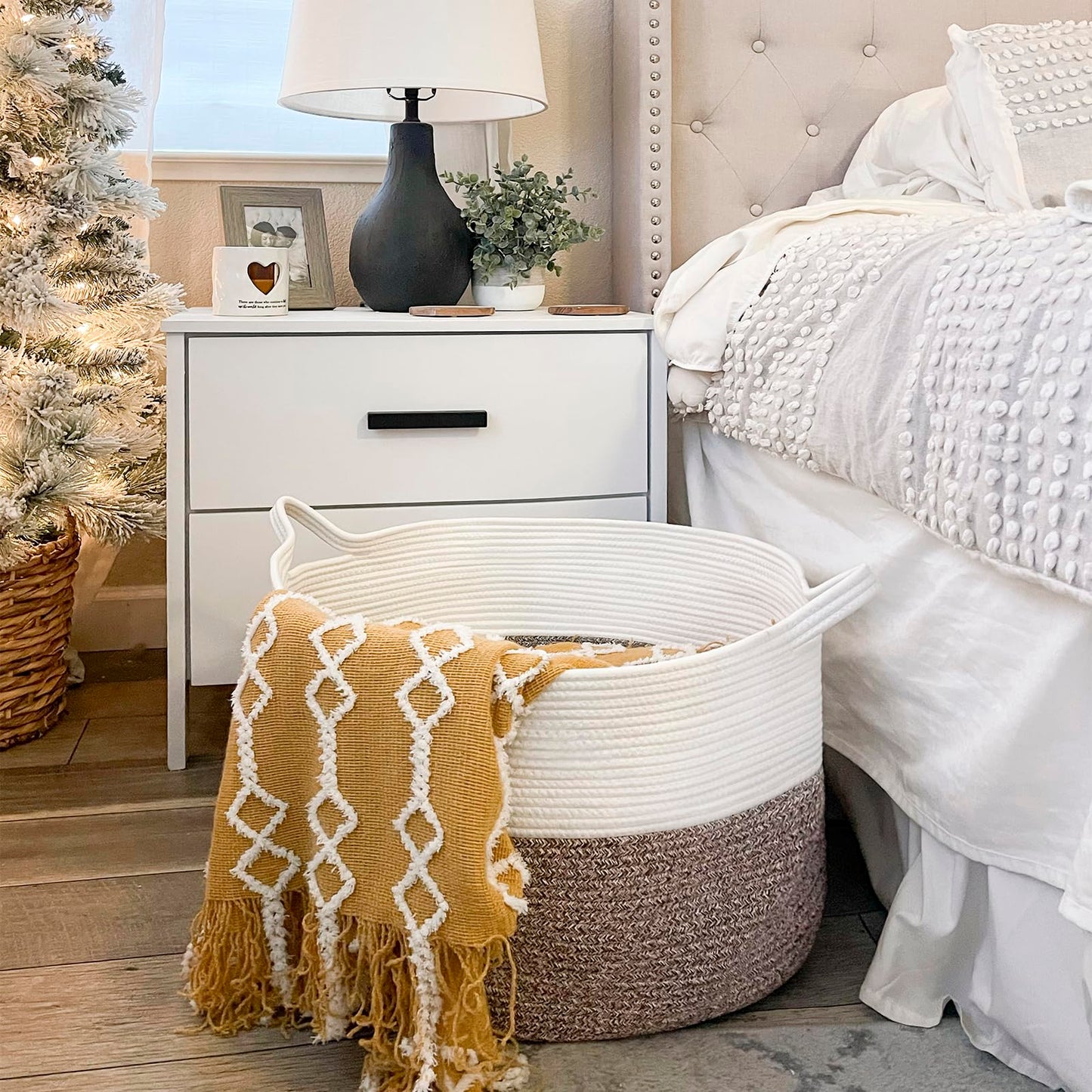 INDRESSME XXXLarge Blanket Basket for Living Room 21.7" x 21.7" x 13.8"-Storage Basket with Handle for Organizing Toy Pillows Woven Cotton Rope Laundry Basket Stuffed Animal Toy Storage for Play Room