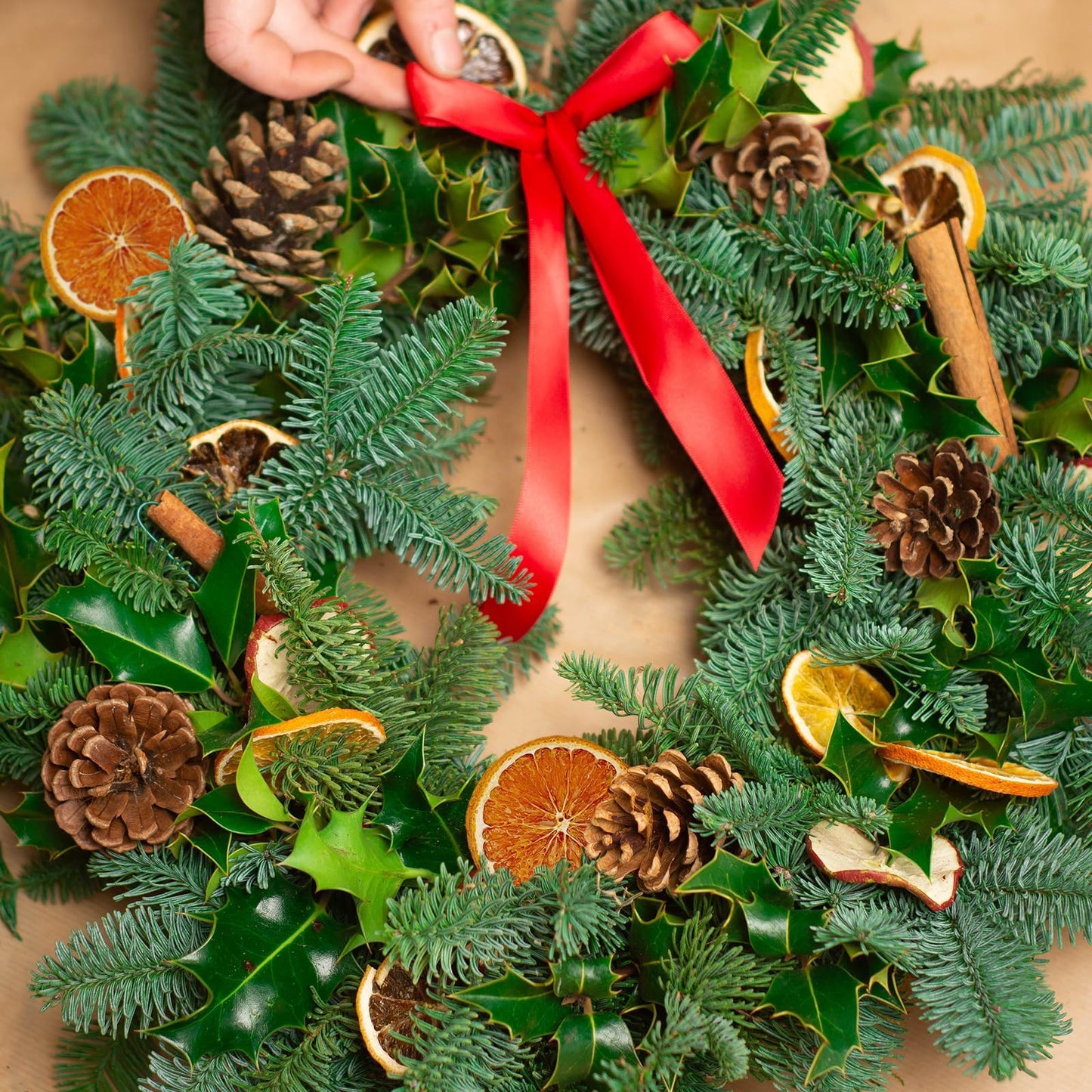 32pcs Natural Christmas Tree Ornaments Set, Rustic Christmas Ornaments Bulk with Dried Orange Slices, Cinnamon Sticks and Pine Cones with Rope,Hanging Yule Decor for Xmas Tree, DIY Crafts Decorations