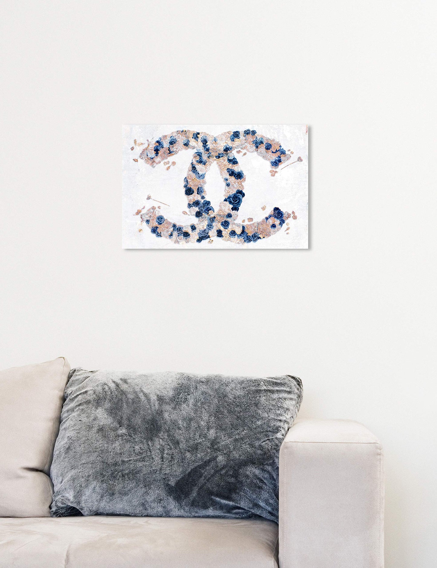 The Oliver Gal Artist Co. Fashion and Glam Wall Art Canvas Prints 'Dreaming of Classic Beauty Navy'