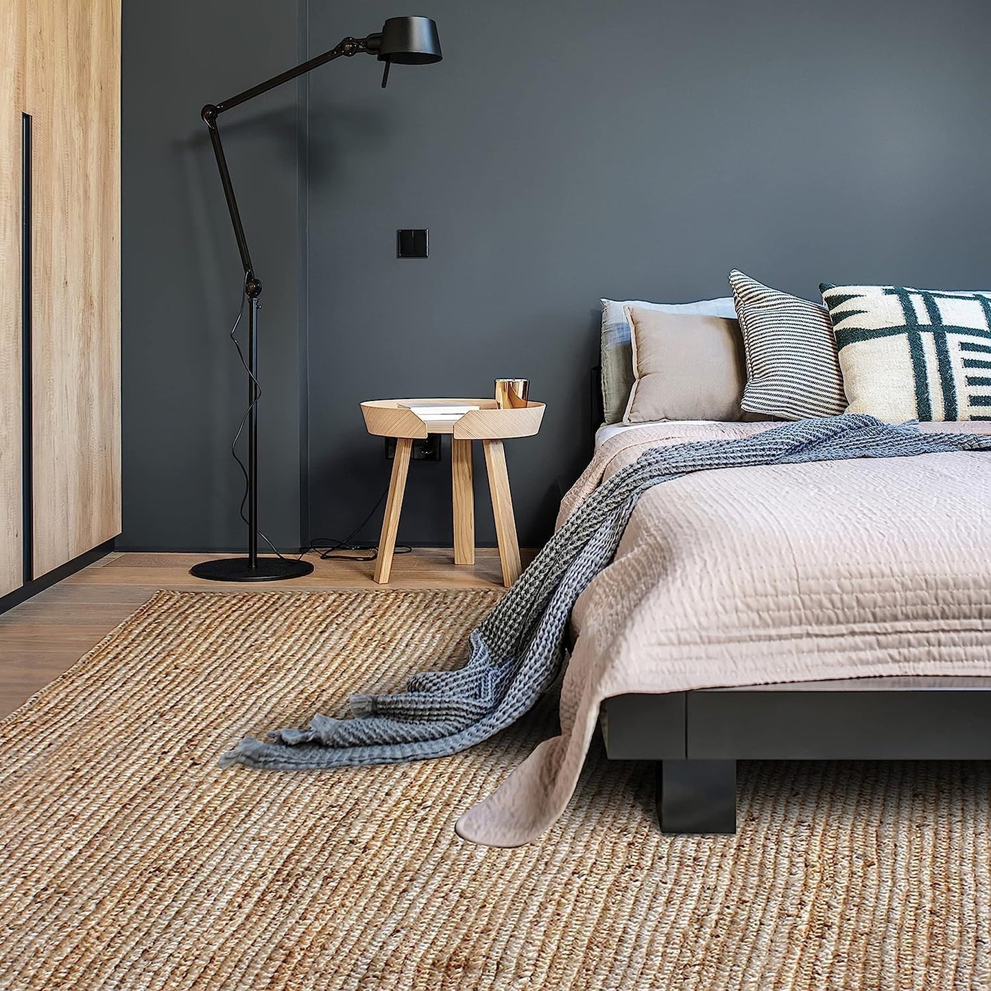 Hand Woven Jute Area Rug 8x10 Feet Rectangle - Handcrafted Braided Design, Indoor & Outdoor Reversible Natural Fiber Rug - Rustic Farmhouse Carpet for Living Room, Hallway, Bedroom (Natural, 8'x10')