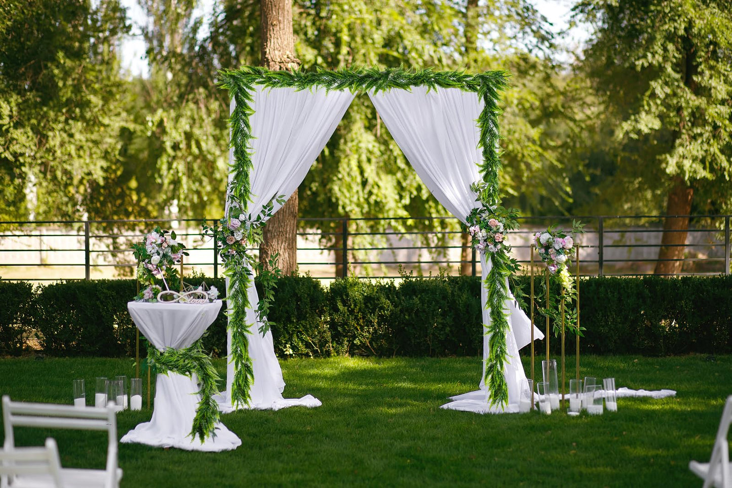 RECUTMS 2pcs Artificial Hanging Boston Ferns Garland Fake Hanging Plant 6 FT Greenery Leaves Ivy Garland Faux Ferns Fake Vines for Spring Outdoor Indoor Home Garden Party Wall Easter Decor