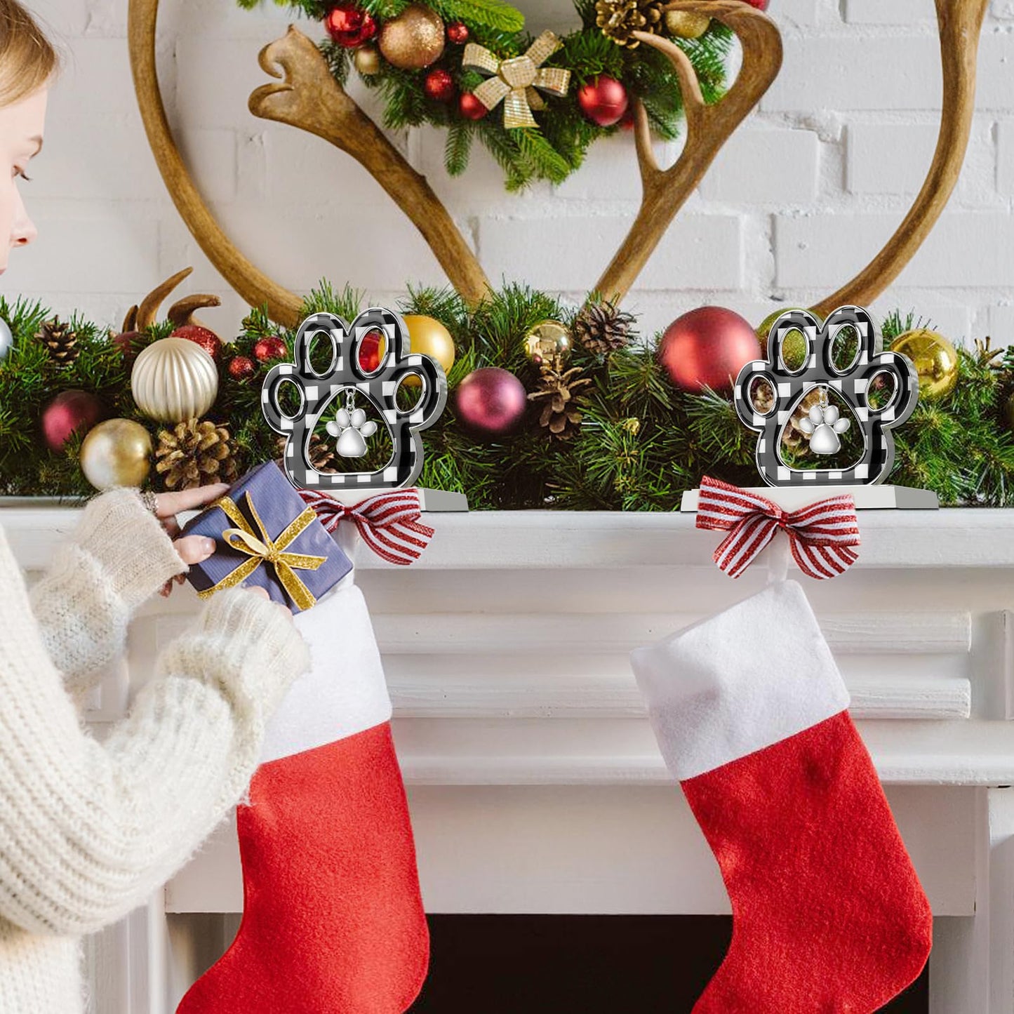 Abilat Dog Paw Christmas Stocking Holder, 3D Silver Metal Stocking Holder with Pendant Black Buffalo Plaid Pet Stocking Hangers for Mantle Fireplace Table Christmas Decoration (Black and White)