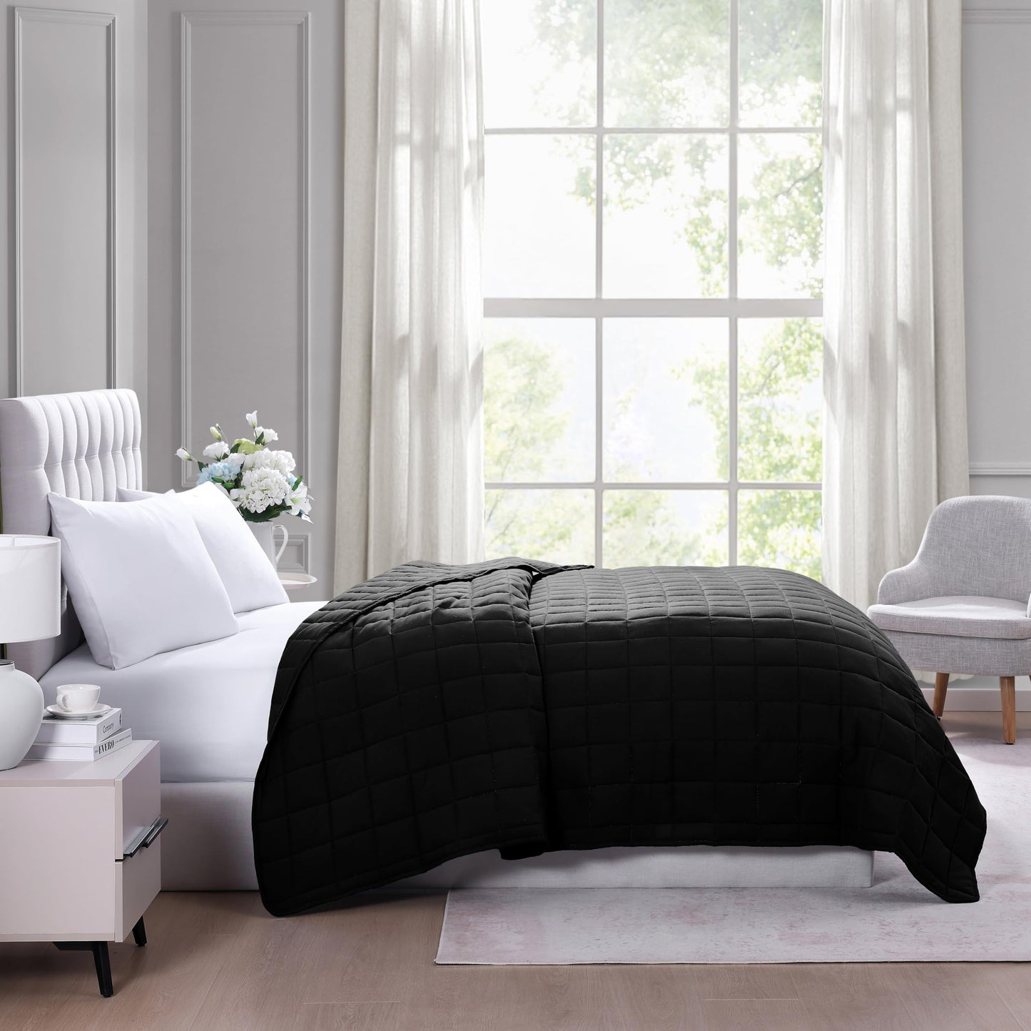 Casa Platino Blanket Full Size - Pre-Washed Quilted - Soft & Lightweight - All Season Blankets - Premium Microfiber Down Alternative Blankets - Black