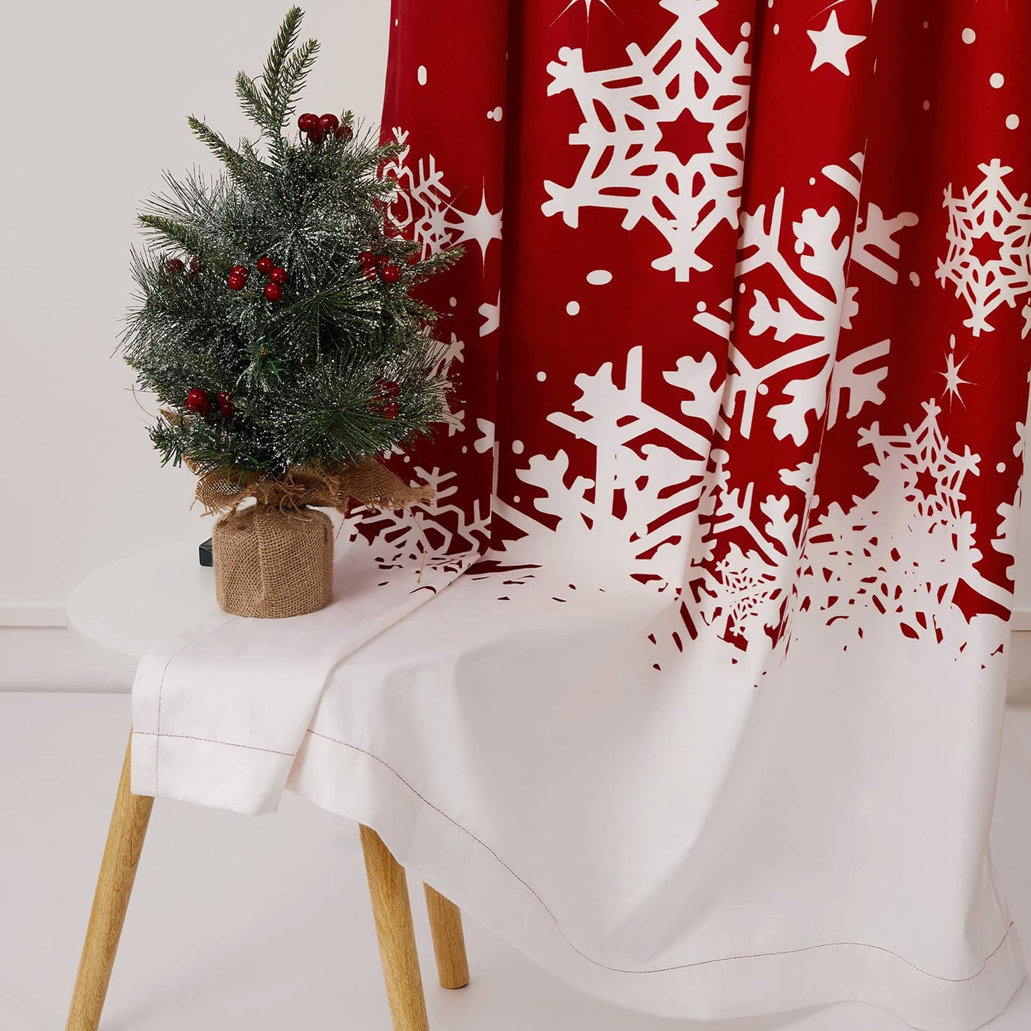 CAROMIO Christmas Curtains for Living Room 2 Panel Sets, Red Velvet Window Curtains 84 Inches Long, Floral Snowflake Decoration Curtain, Thermal Insulated Room Darkening Curtain, 52 x 84 Inches