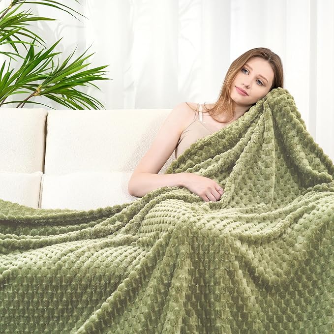 Zyrah Green Fleece Twin for Couch Super Soft Twin Blanket 3D Imitation Turtle Shell Jacquard Decorative Cozy Blankets for Sofa Chair Bed 60x80 Inches