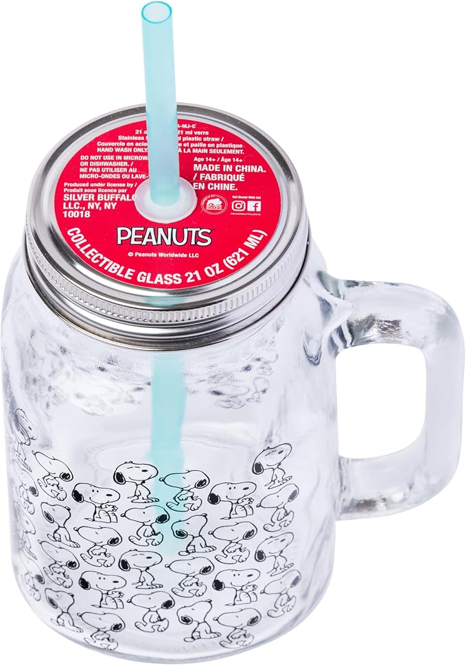 Silver Buffalo Peanuts Snoopy Glass Jar with Lid and Straw, 21 Ounces