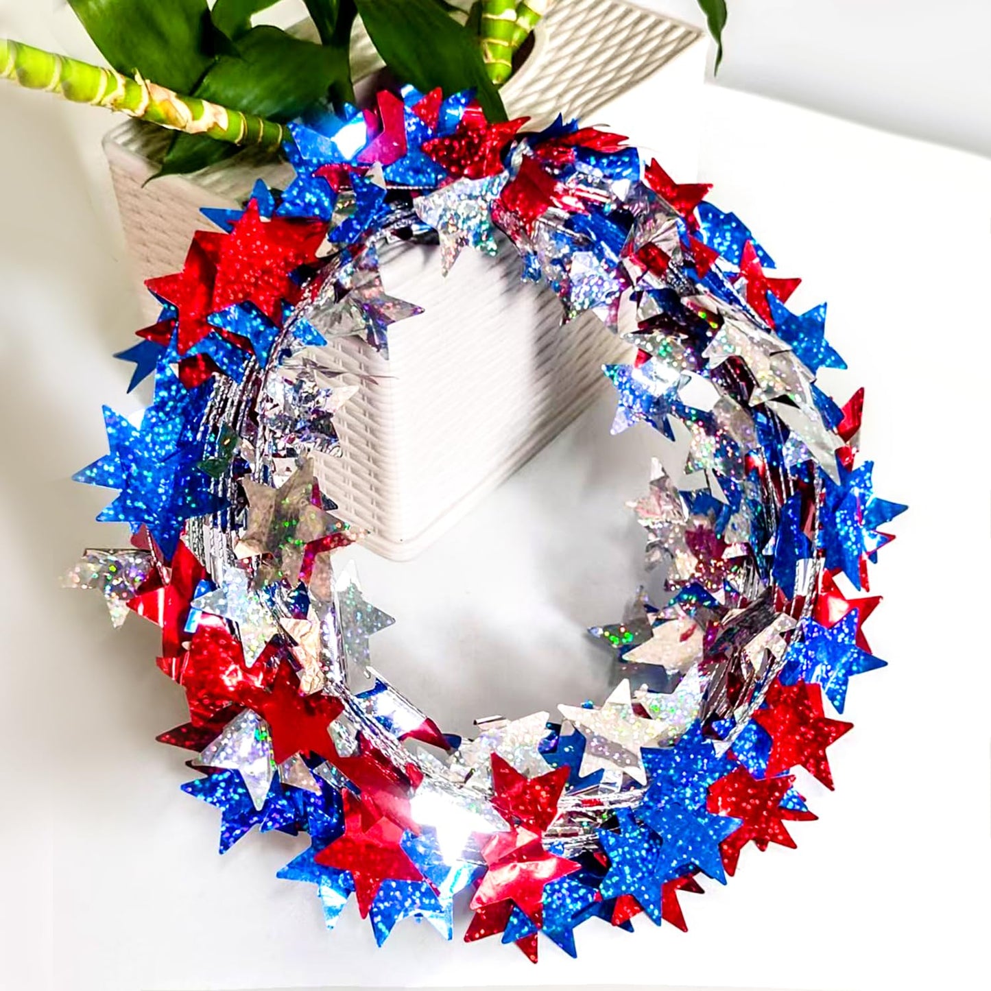 2 Rolls Patriotic Wire Star Garland, Red Blue Silver Star Tinsel Garlands with Wire, Fourth of July Party Decor, Independence Day Birthday Party Festive Ornament