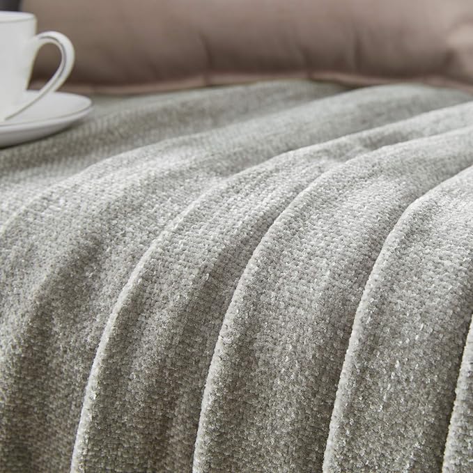 BOURINA Chenille Fluffy Throw Blanket with Decorative Fringe for Couch Cover Sofa Chair Blanket（50×60 Inches） Grey