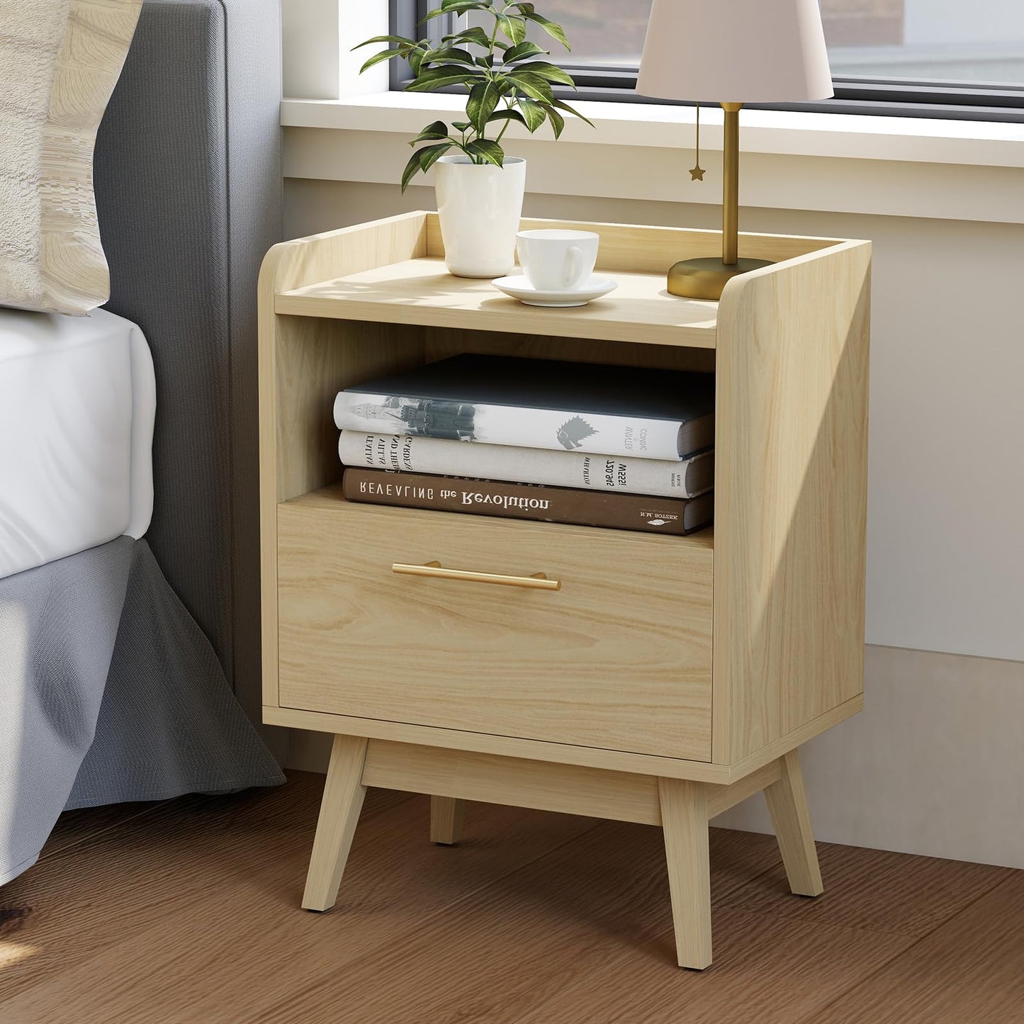Favoduerme Night Stand with Drawer & Open Storage Shelf, Small Wooden Nightstand with Raised Edge, Mid Century Modern Side Table with Solid Wood Feet, Metal Handle for Bedroom Natural