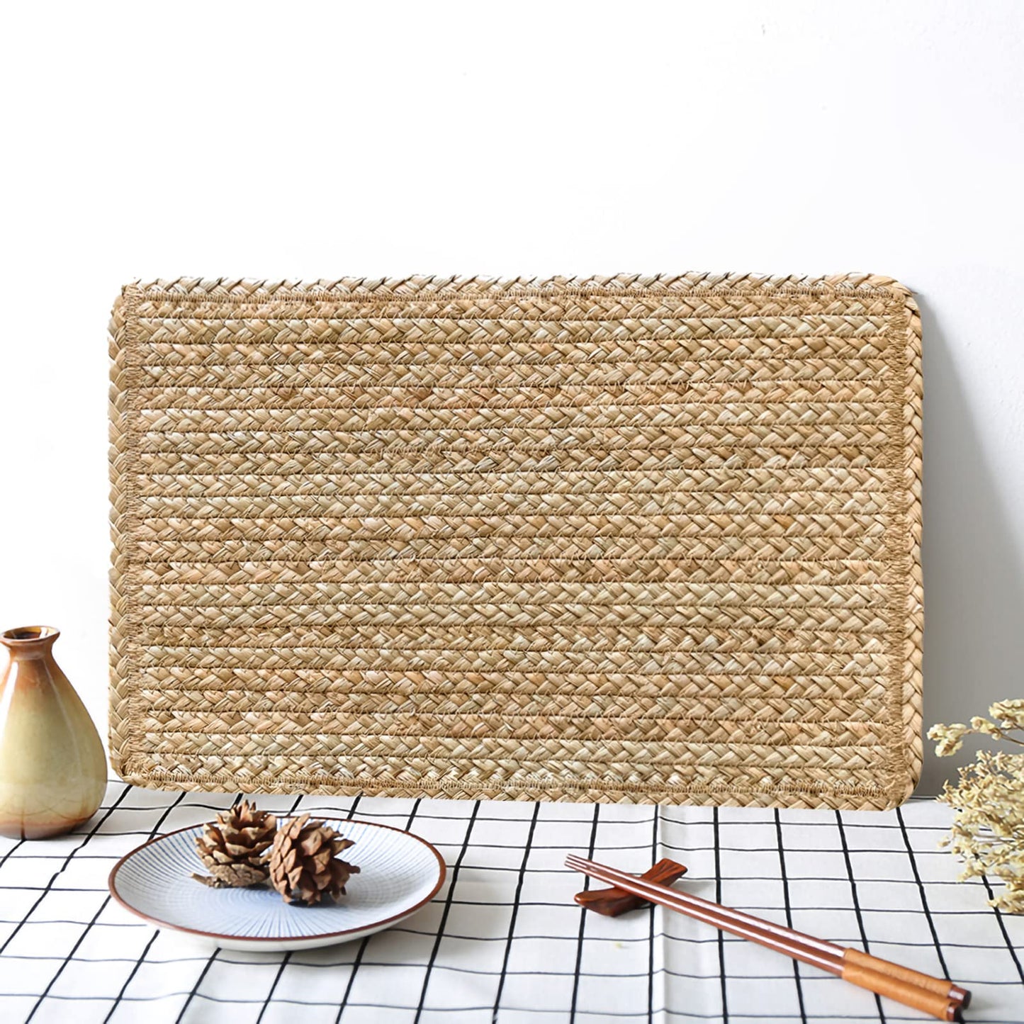CY SISTERS Woven Placemats Set of 6 Rattan Placemats Rectangle Natural Placemats Wicker Heavy Braided Straw Placemat Farmhouse Square Plates Place mats for Indoor/Outdoor Patio Table 17.7'' X 11.8''