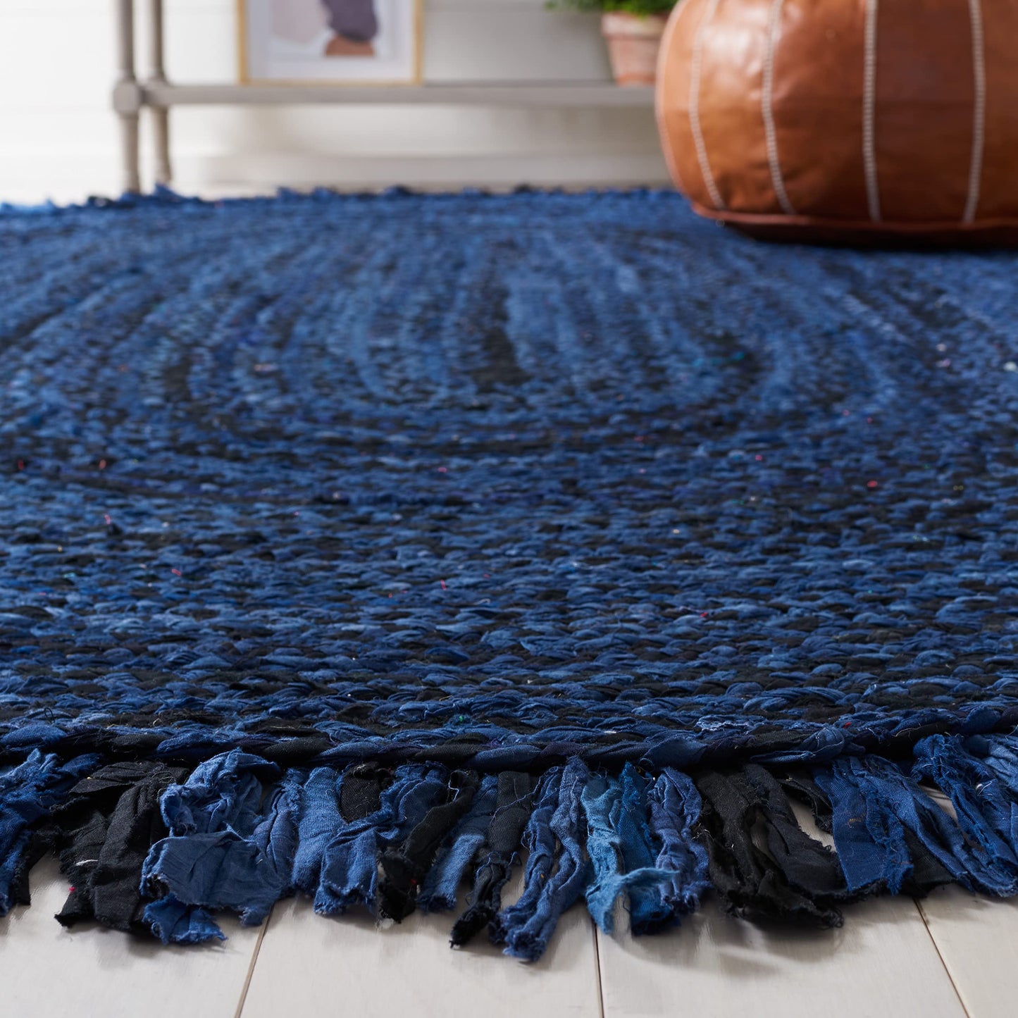 SAFAVIEH Braided Collection Area Rug - 3' x 5' Oval, Navy & Black, Handmade Boho Fringe Reversible Cotton, Ideal for High Traffic Areas in Living Room, Bedroom (BRD451N)