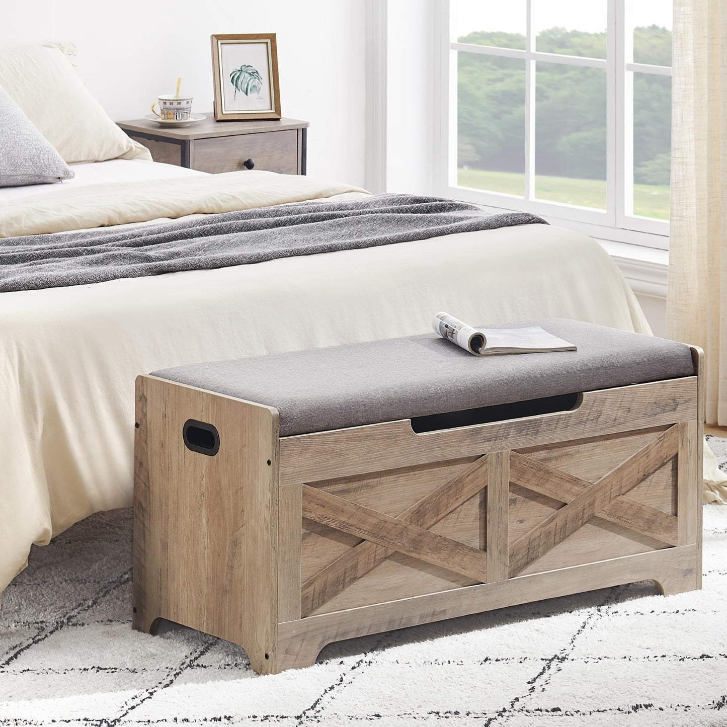 GAOMON Storage Chest, Lift Top Storage Trunk with 2 Safety Hinges, Barn Style Organizer, Wooden Entryway Bench with Seat Cushion, Large Storage Chest for Entryway, Bedroom, Living Room