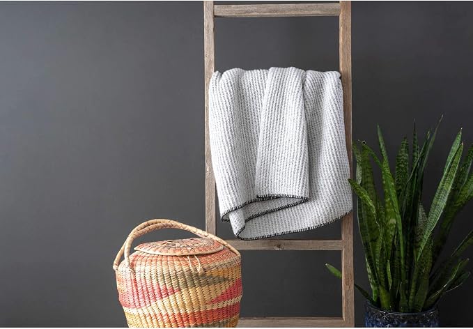 BARNWOODUSA Rustic Farmhouse Decorative Ladder - Our 5 ft Ladder can be Mounted Horizontally or Vertically and is Crafted from Upcycled Wood No Assembly Required Weathered Gray