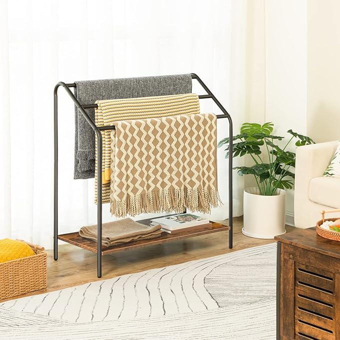 HOOBRO Freestanding Towel-Rack for Bathroom, 3 Tier Blanket Rack for Living Room, 31.5" L x 14.2" W x 33.9" H, Quilt Blanket Ladder Holder, Drying and Display Rack, Rustic Brown and Black BF80LB01
