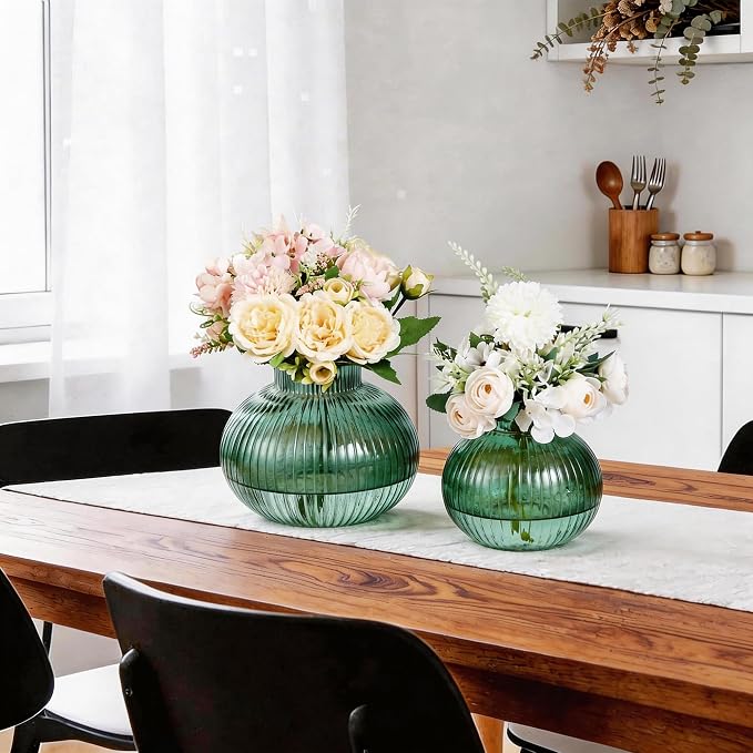 Green Glass Vases for Tulips, Set of 2, Flower Vases for Bouquet, Ribbed Glass Vase for Flowers, Short Vase for Living Room, Office, Coffee Table, Shelf, Wedding