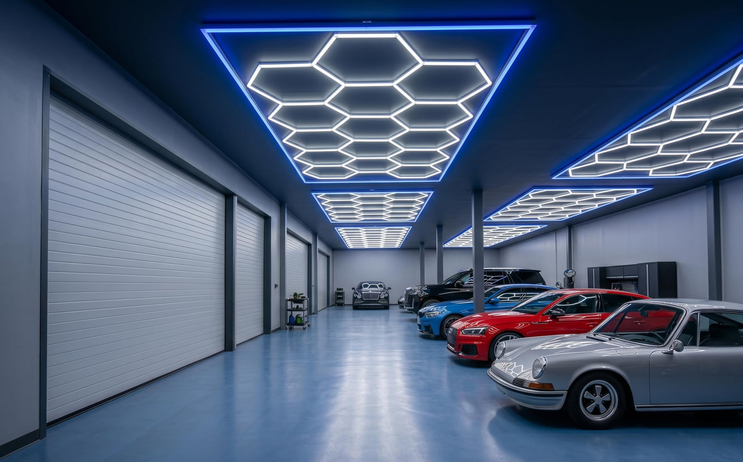 Hexagon Garage Lights 6500K, 15-Grid Honeycomb LED Garage Light with Blue Border, 84 Tubes 71400LM 660W Ceiling Shop Lights for Car Detailing, Workshop, Gym, Warehouse, Basement