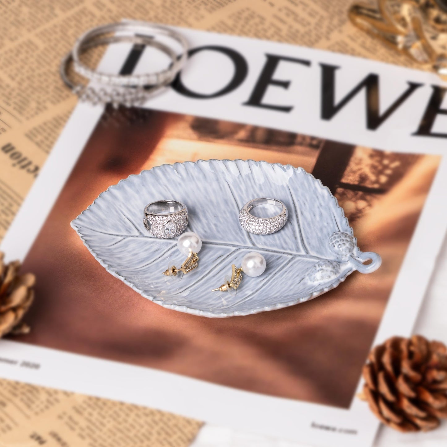 Ceramic Jewelry Dish, Decorative Tray for Rings Earrings Necklaces Bracelet Watch Keys, 4.50" Trinket Tray as Gifts for Women (Antique Leaf)