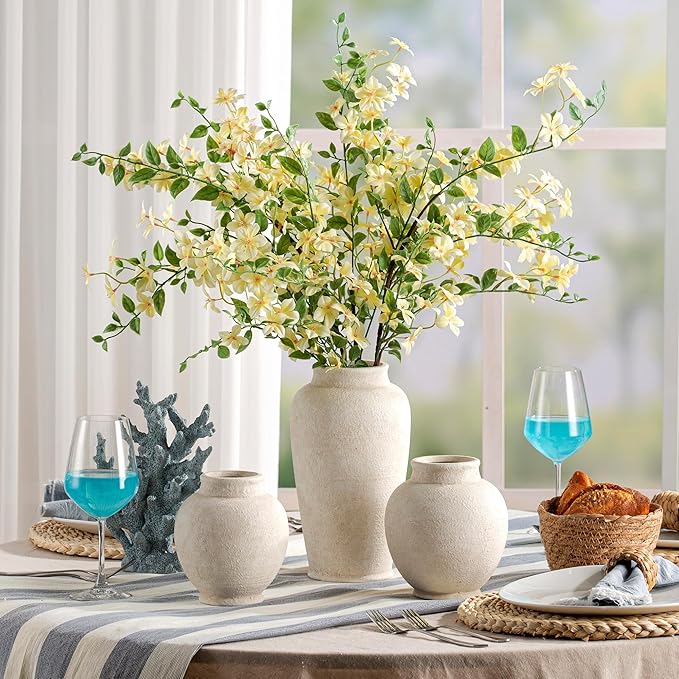 Ceramic Rustic Farmhouse Vase, Small Flower Vase Decorative Vase Short Pottery Vases for Home Decor Table Living Room Entryway Mantel Bookshelf Bedroom Bathroom Kitchen - 6" W