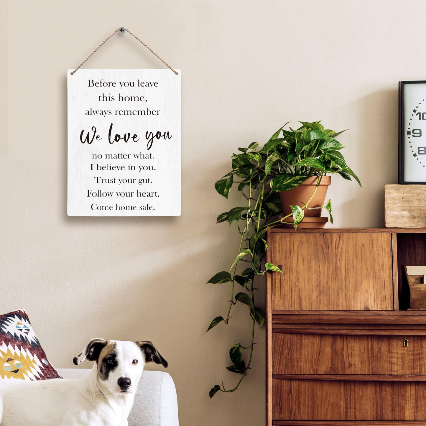 FUGWN Before You Leave This Home Always Remember We Love You Sign Hanging Wooden Signs 8x10, We Love You Wall Sign Decor, Entryway Wall Decor, Inspirational Motivational