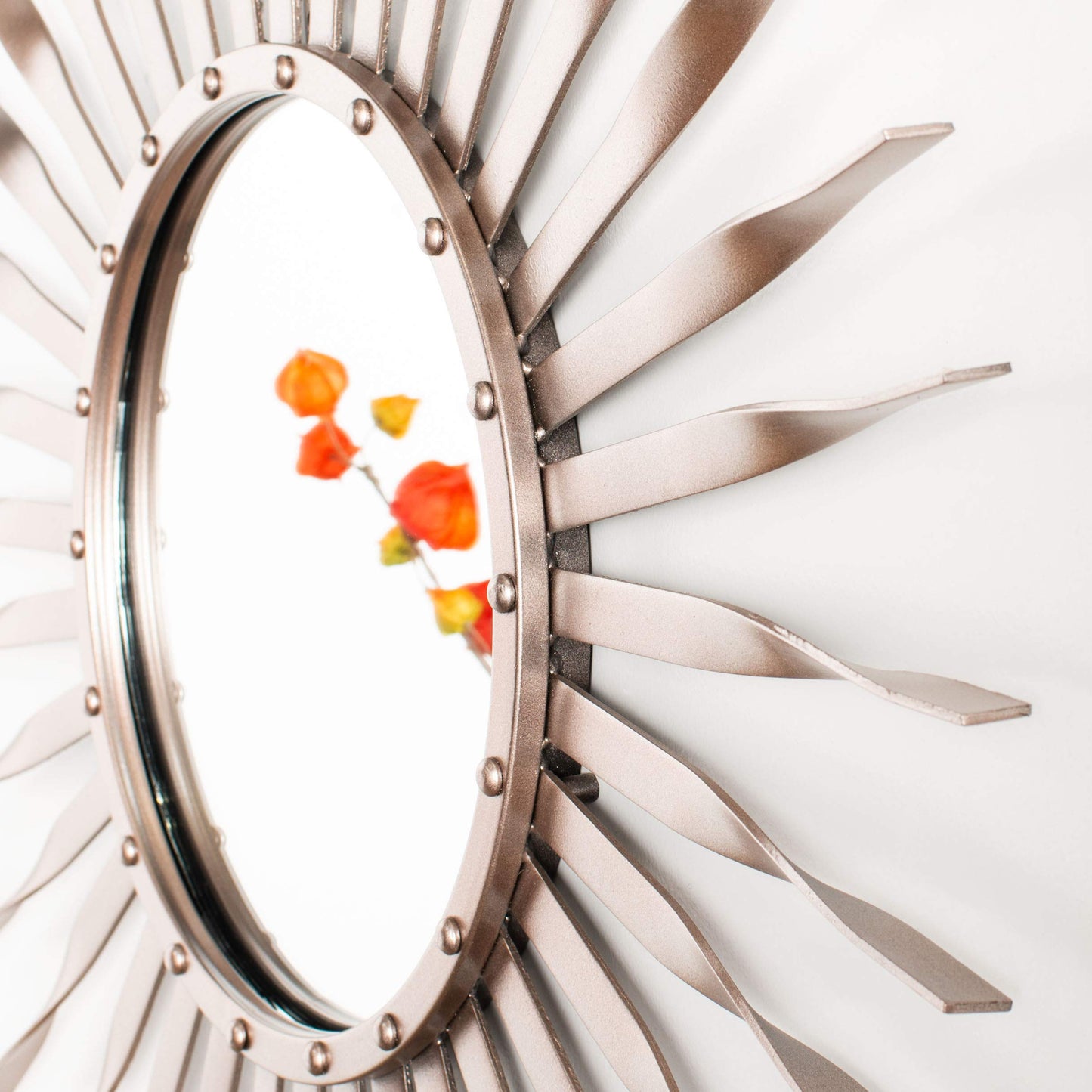 SAFAVIEH Home Marlene Rose Gold Sunburst 28-inch Decorative Accent Mirror