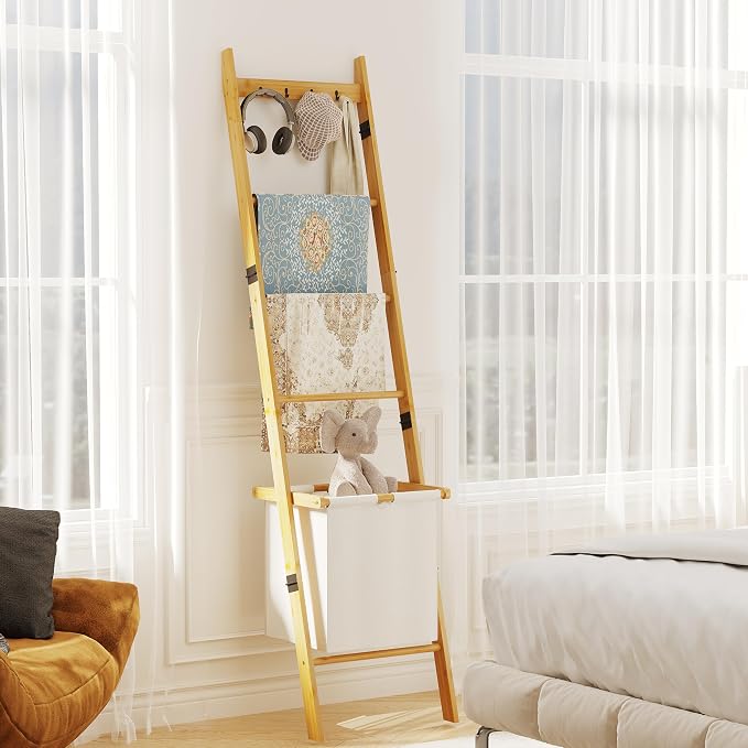 BAMBANG Bamboo Blanket Ladder with Basket, 5-Tier Quilt Rack Stand with 4 Hooks & Storage Hamper for Living Room Bathroom, Wall Leaning Decorative Ladder Shelf for Blankets Display (Natural)
